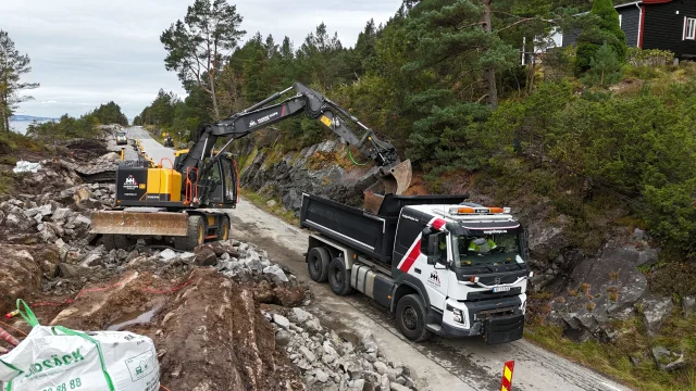 Magne Hope AS Entreprenørforretning - Grunnarbeid - Austrheim, Vestland